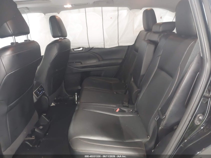 2019 Toyota Highlander VIN 5TDJGRFH6KS065744 IAAI salvage auction — RIGHT SIDE, Mv-907A (New York), sold $5,900 on 2026-07-08 (photo 8)