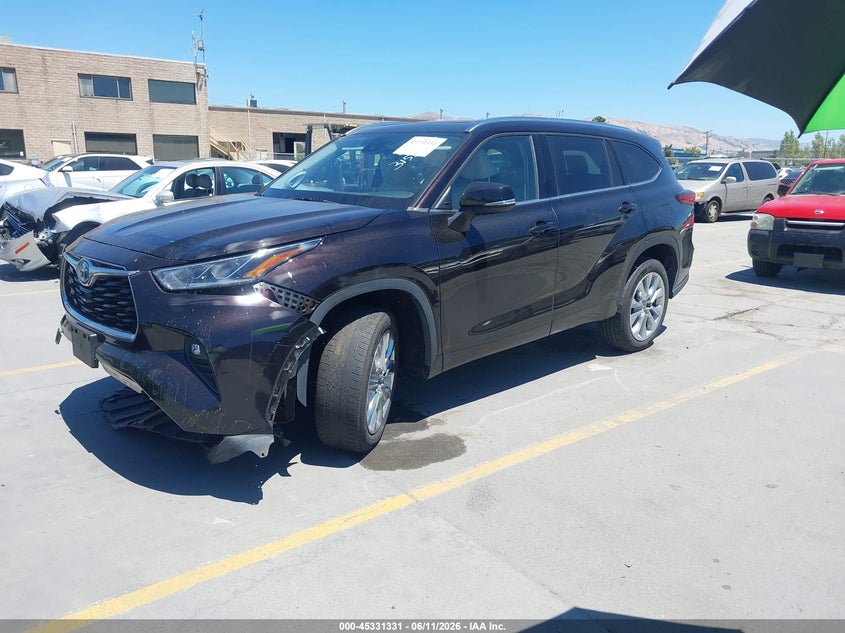 2022 Toyota Highlander VIN 5TDYARAH2NS014897 IAAI salvage auction — RIGHT FRONT, Salvage (California), sold $11,650 on 2026-07-13 (photo 2)