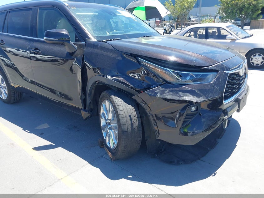 2022 Toyota Highlander VIN 5TDYARAH2NS014897 IAAI salvage auction — RIGHT FRONT, Salvage (California), sold $11,650 on 2026-07-13 (photo 6)