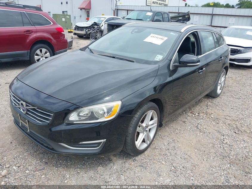 2015 Volvo V60 VIN YV140MEC2F1207398 IAAI salvage auction — NORMAL WEAR, Reconstructed (Louisiana), sold $325 on 2026-07-13 (photo 2)