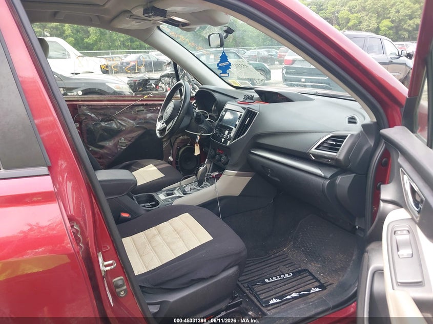 2019 Subaru Forester VIN JF2SKAECXKH400424 IAAI salvage auction — FRONT END, Mv-907A (New York), sold $225 on 2026-07-14 (photo 5)