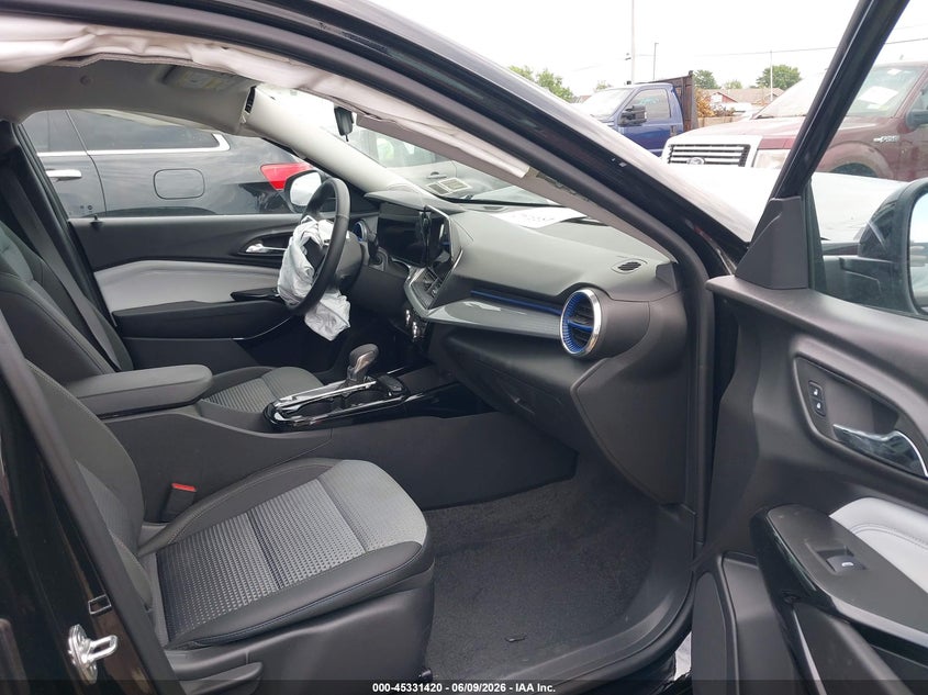 2025 Chevrolet Trax VIN KL77LHEP4SC086406 IAAI salvage auction — FRONT END, Salvage Title, sold $2,950 on 2026-07-21 (photo 5)