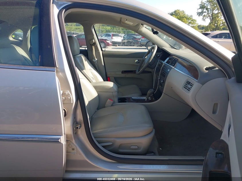 2008 Buick Lacrosse VIN 2G4WD582X81268891 IAAI salvage auction — SIDE, Salvage (Iowa), sold $550 on 2026-07-10 (photo 5)