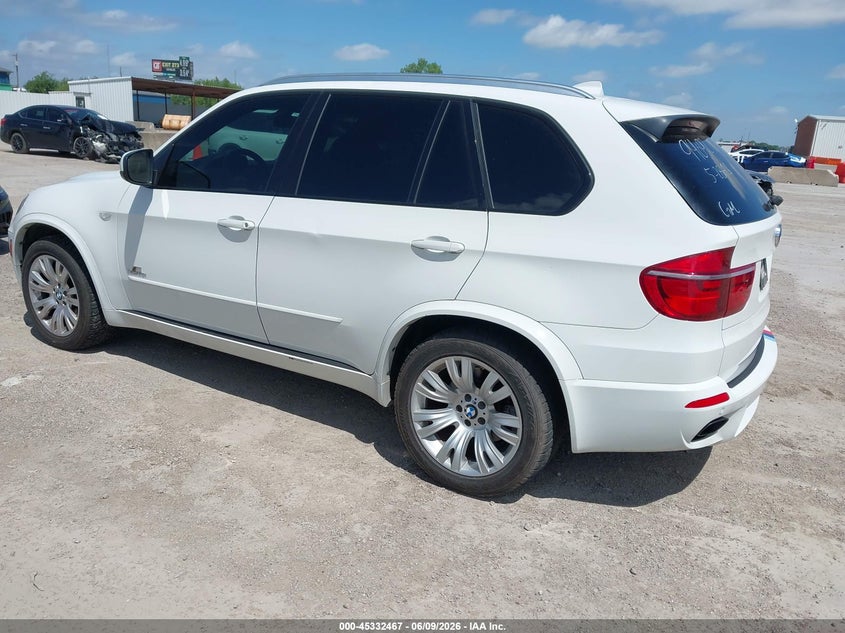 2013 BMW X5 VIN 5UXZV8C58D0C14563 IAAI salvage auction — ENGINE DAMAGE, Salvage Title, sold $2,350 on 2026-07-29 (photo 3)
