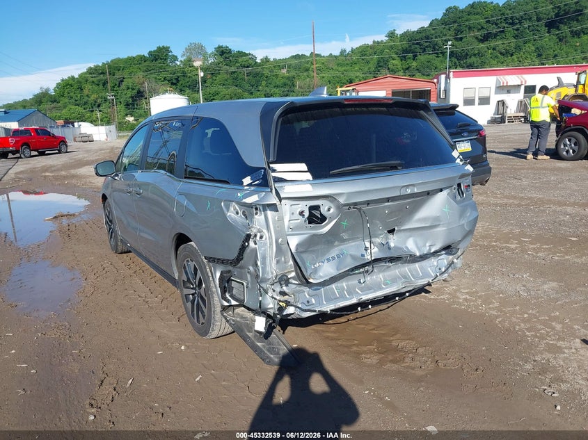 2025 Honda Odyssey VIN 5FNRL6H68SB015103 IAAI salvage auction — REAR END, Salvage (Pennsylvania), sold $11,625 on 2026-08-01 (photo 3)