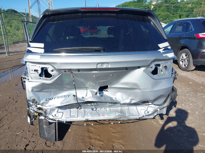 2025 Honda Odyssey VIN 5FNRL6H68SB015103 IAAI salvage auction — REAR END, Salvage (Pennsylvania), sold $11,625 on 2026-08-01 (photo 6)