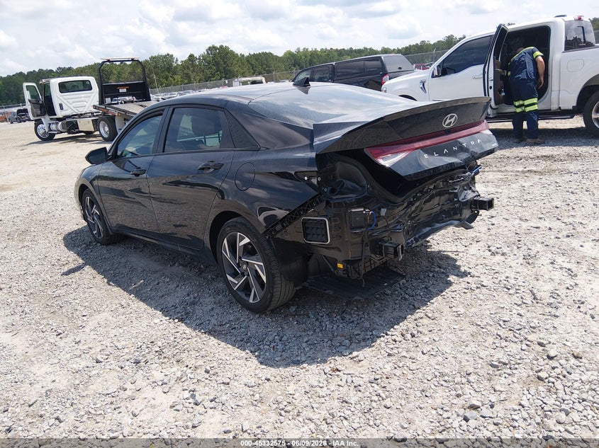 2025 Hyundai Elantra VIN KMHLM4DJ5SU150690 IAAI salvage auction — REAR END, Salvage (Georgia), sold $5,600 on 2026-07-31 (photo 3)