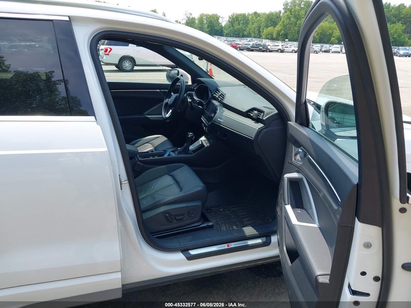 2023 Audi Q3 VIN WA1DECF31P1074130 IAAI salvage auction — FRONT END, Salvage (Michigan), sold $875 on 2026-07-27 (photo 5)
