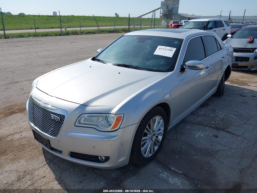 2012 Chrysler 300 VIN 2C3CCAHG7CH313790 IAAI salvage auction — SIDE, Salvage Title, sold $1,400 on 2026-08-26 (photo 2)