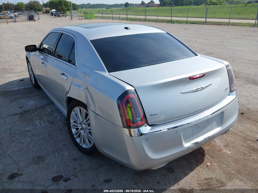 2012 Chrysler 300 VIN 2C3CCAHG7CH313790 IAAI salvage auction — SIDE, Salvage Title, sold $1,400 on 2026-08-26 (photo 3)