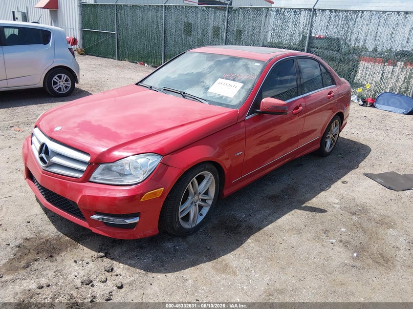 2012 Mercedes-benz C-klasse VIN WDDGF4HB1CR219467 IAAI salvage auction — NORMAL WEAR, Salvage Title, sold $600 on 2026-07-10 (photo 2)