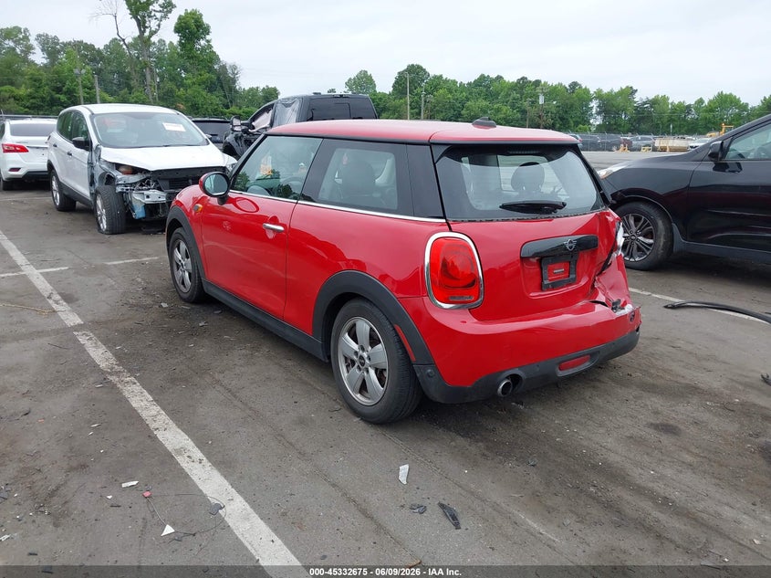 2019 Mini Hard top VIN WMWXP5C56K2H96890 IAAI salvage auction — REAR END, Salvage (North Carolina), sold $2,150 on 2026-07-30 (photo 3)