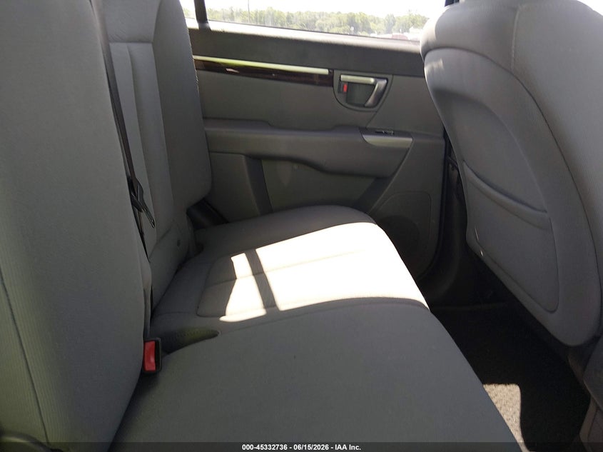 2011 Hyundai Santa fe VIN 5XYZGDAB3BG084399 IAAI salvage auction — NORMAL WEAR, Clear (Maryland), sold $1,500 on 2026-07-06 (photo 8)