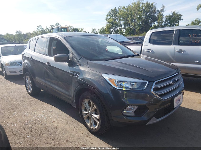 2017 Ford Escape VIN 1FMCU9GD4HUA90428 IAAI salvage auction — HAIL, Salvage (Ohio), sold $4,250 on 2026-07-10 (photo 1)