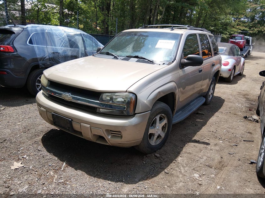2006 Chevrolet Trailblazer VIN 1GNDT13S262124013 IAAI salvage auction — LEFT REAR, Clear (Virginia), sold $400 on 2026-07-09 (photo 2)