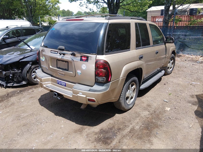 2006 Chevrolet Trailblazer VIN 1GNDT13S262124013 IAAI salvage auction — LEFT REAR, Clear (Virginia), sold $400 on 2026-07-09 (photo 4)