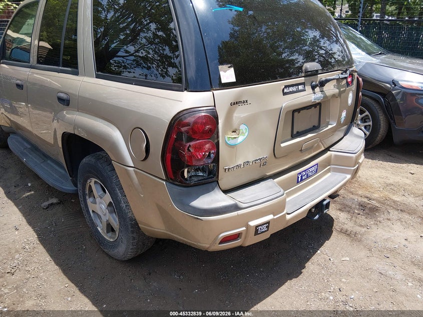 2006 Chevrolet Trailblazer VIN 1GNDT13S262124013 IAAI salvage auction — LEFT REAR, Clear (Virginia), sold $400 on 2026-07-09 (photo 6)