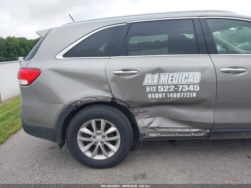 2017 Kia Sorento VIN 5XYPGDA33HG260991 IAAI salvage auction — RIGHT SIDE, Salvage Title, sold $2,150 on 2026-07-09 (photo 6)