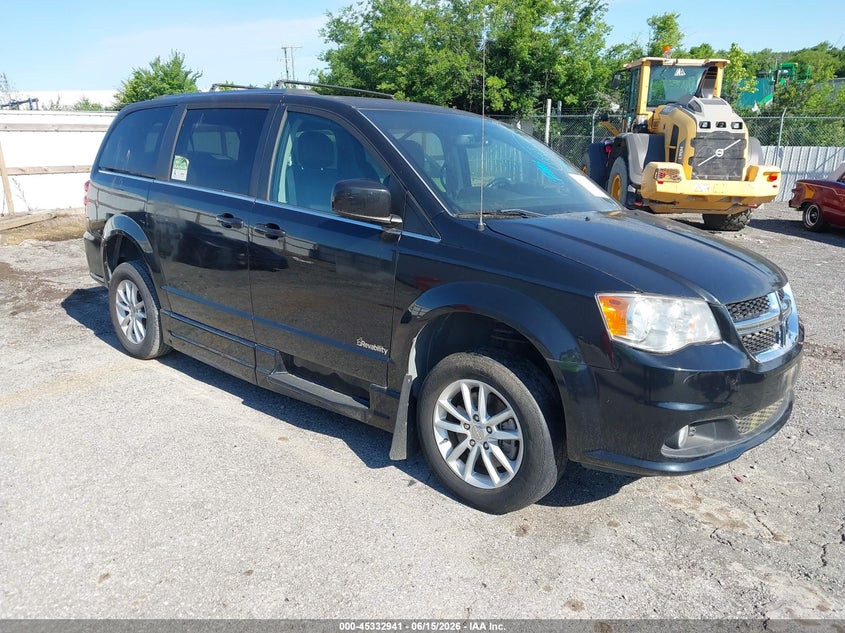 2018 Dodge Caravan VIN 2C4RDGCG9JR179367 — IAAI salvage auction photo