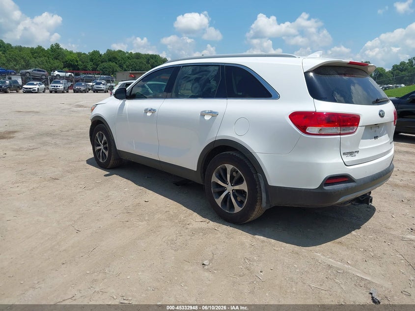 2017 Kia Sorento VIN 5XYPH4A15HG193712 IAAI salvage auction — FRONT END, Wait Title, sold $2,200 on 2026-08-29 (photo 3)