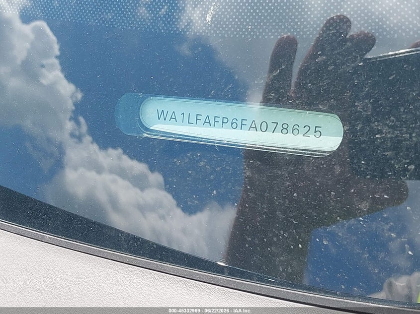 2015 Audi Q5 VIN WA1LFAFP6FA078625 IAAI salvage auction — LEFT SIDE, Clear (Virginia), sold $2,750 on 2026-07-18 (photo 9)