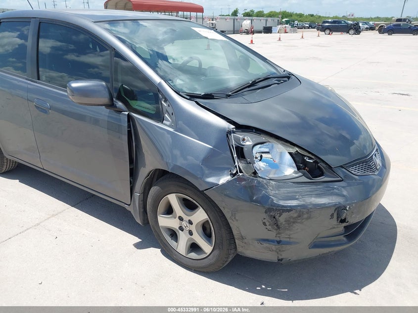 2013 Honda Fit VIN JHMGE8H34DC017092 IAAI salvage auction — FRONT END, Salvage (Texas), sold $1,550 on 2026-07-13 (photo 6)