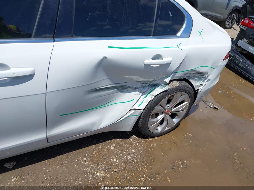 2020 Jaguar Xe VIN SAJAE4FX4LCP64312 IAAI salvage auction — SIDE, Salvage Title, sold $3,500 on 2026-09-08 (photo 6)
