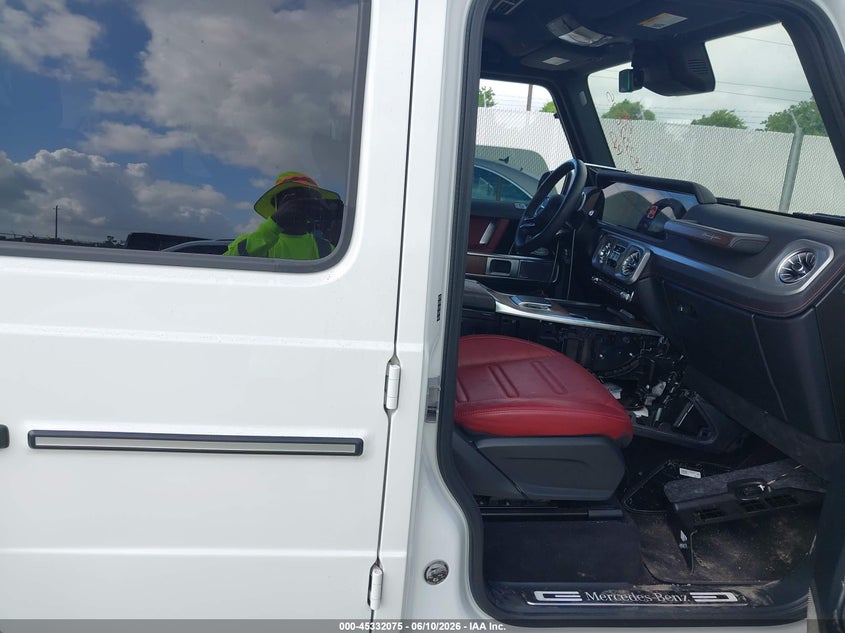 2025 Mercedes-benz G-klasse VIN W1NWH1AB7SX021147 IAAI salvage auction — UNKNOWN, Salvage Title, sold $111,000 on 2026-07-27 (photo 5)