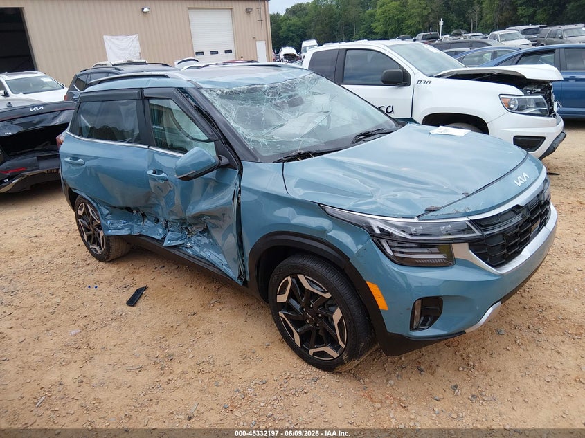 2024 Kia Seltos VIN KNDETCA76R7637392 IAAI salvage auction — SIDE, Salvage Title, sold $2,000 on 2026-07-09 (photo 1)
