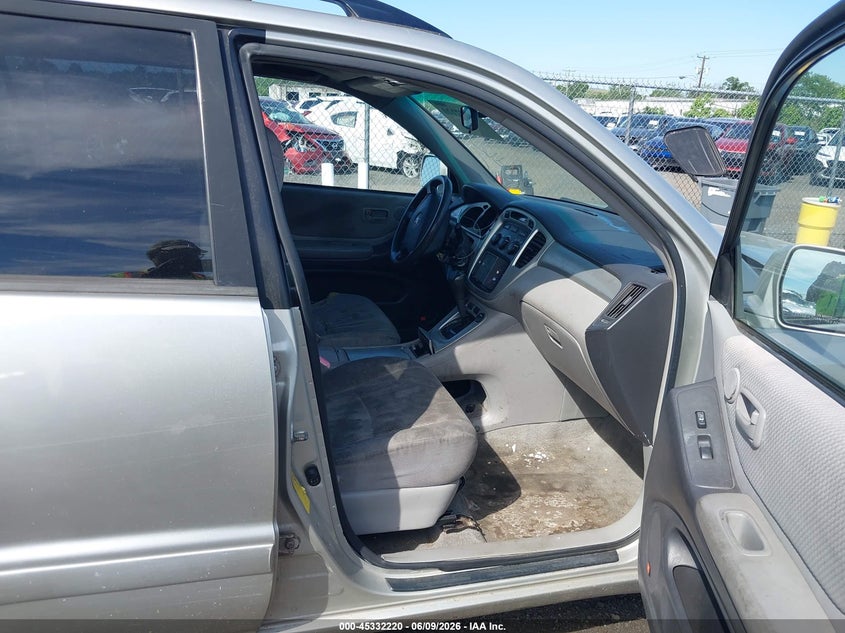 2006 Toyota Highlander hybrid VIN JTEEW21A560026282 IAAI salvage auction — NORMAL WEAR, Clear (New Jersey), sold $650 on 2026-07-20 (photo 5)