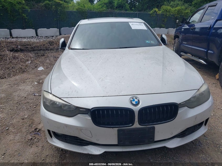 2015 BMW 3er VIN WBA3B5G52FNS15037 IAAI salvage auction — NORMAL WEAR, Clear (Virginia), sold $825 on 2026-07-23 (photo 6)