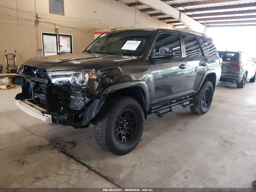 2018 Toyota 4runner VIN JTEZU5JR9J5187387 IAAI salvage auction — FRONT END, Salvage Title, sold $11,000 on 2026-07-13 (photo 2)