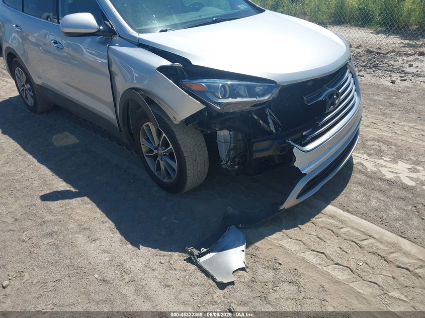 2017 Hyundai Santa fe VIN KM8SMDHF9HU215437 IAAI salvage auction — RIGHT FRONT, Salvage Title, sold $2,500 on 2026-07-07 (photo 6)