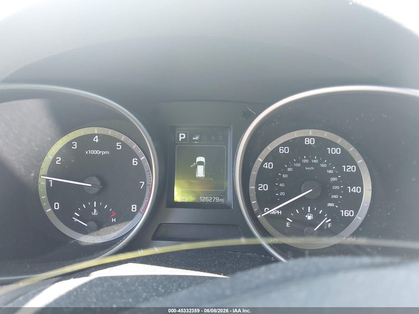 2017 Hyundai Santa fe VIN KM8SMDHF9HU215437 IAAI salvage auction — RIGHT FRONT, Salvage Title, sold $2,500 on 2026-07-07 (photo 7)
