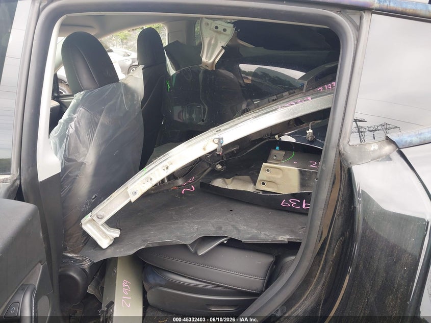 2022 Tesla Model y VIN 7SAYGAEE3NF314147 IAAI salvage auction — FRONT END, Wait Title, sold $7,100 on 2026-08-01 (photo 8)