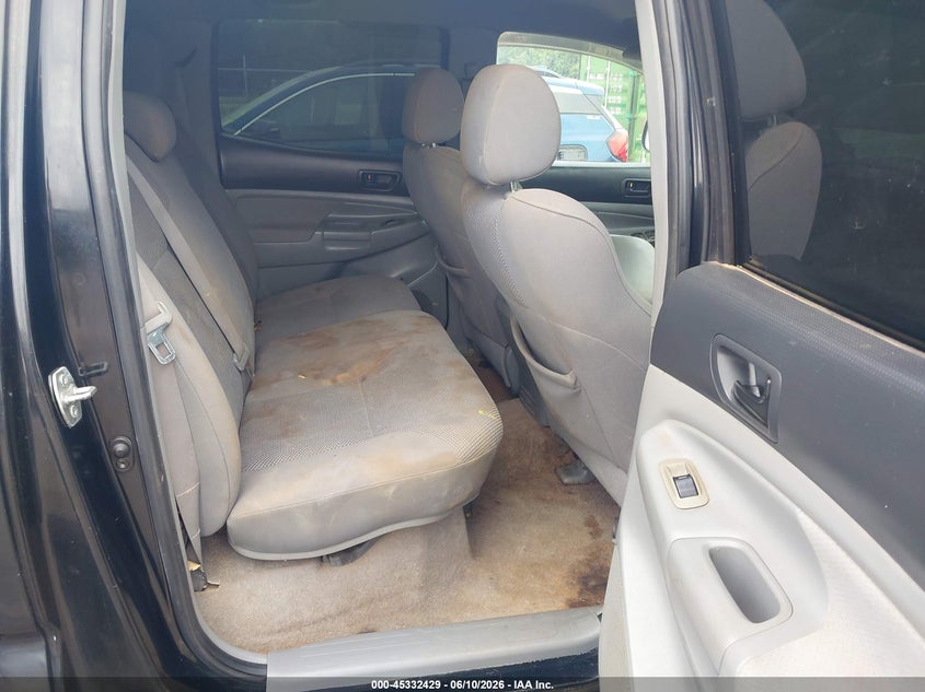 2005 Toyota Tacoma VIN 5TEJU62N05Z093663 IAAI salvage auction — RIGHT SIDE, Salvage (Idaho), sold $3,050 on 2026-07-15 (photo 8)
