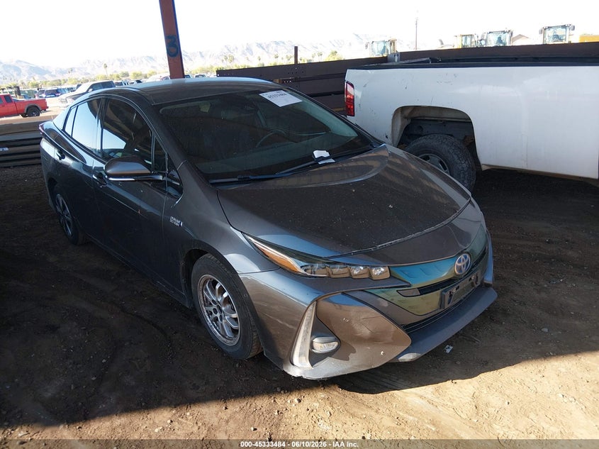 2018 Toyota Prius VIN JTDKARFPXJ3098596 IAAI salvage auction — LEFT FRONT, Salvage Title, sold $7,500 on 2026-07-10 (photo 1)