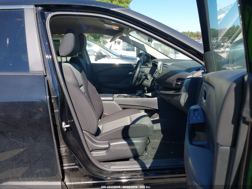 2025 Nissan Rogue VIN JN8BT3BBXSW150198 IAAI salvage auction — LEFT SIDE, Salvage Title, sold $5,100 on 2026-07-14 (photo 5)