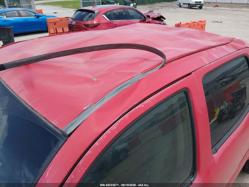 2006 Toyota Tacoma VIN 5TELU42N86Z226961 IAAI salvage auction — ROOF, Salvage (Kansas), sold $5,900 on 2026-07-24 (photo 6)