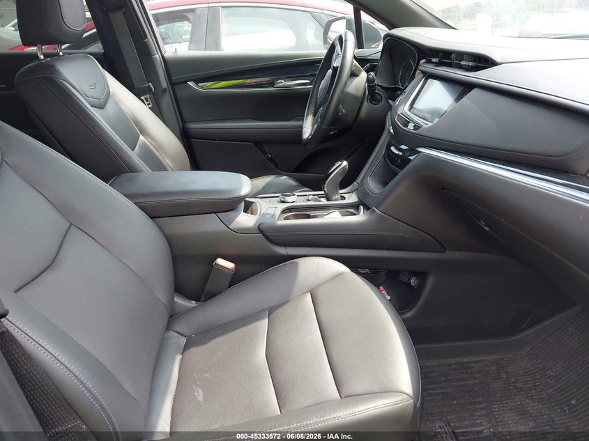 2020 Cadillac Xt5 VIN 1GYKNCRS1LZ207474 IAAI salvage auction — NORMAL WEAR, Salvage Title, sold $10,550 on 2026-07-23 (photo 5)