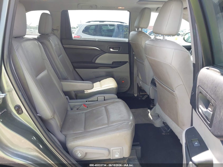 2014 Toyota Highlander VIN 5TDDKRFHXES007023 IAAI salvage auction — RIGHT SIDE, Salvage (Missouri), sold $6,300 on 2026-07-07 (photo 8)