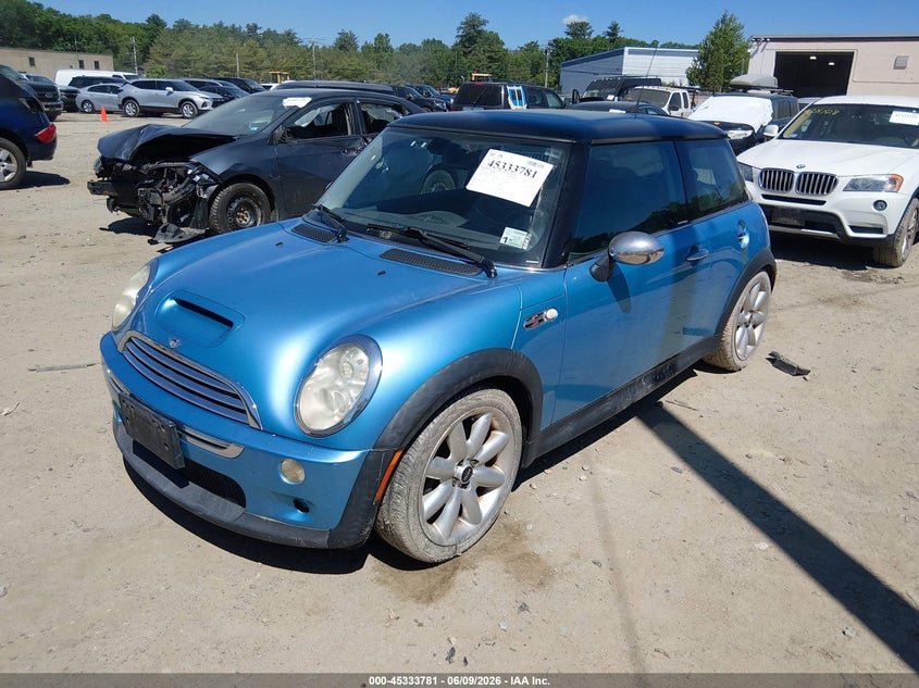 2005 Mini Cooper VIN WMWRE33445TD93371 IAAI salvage auction — NORMAL WEAR, Clear (Massachusetts), sold $300 on 2026-07-22 (photo 2)