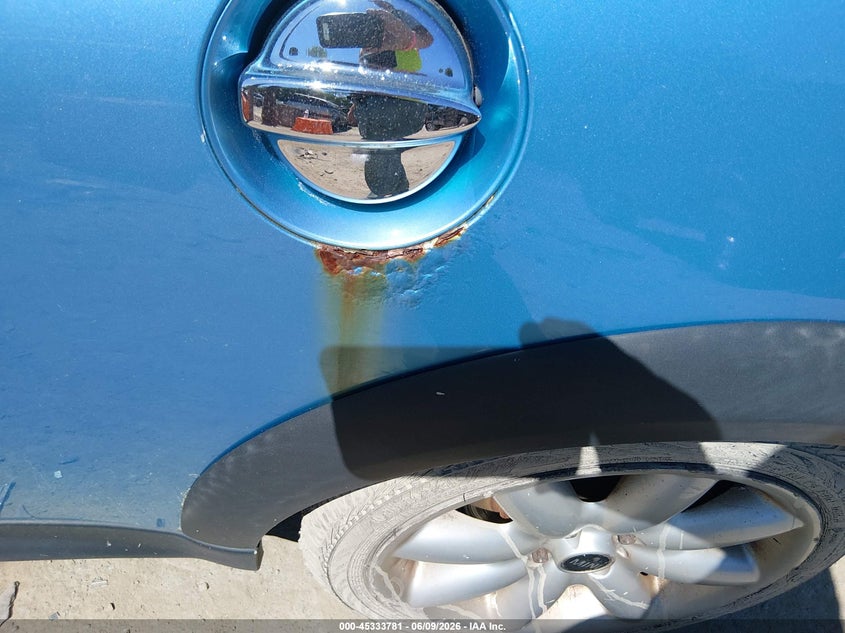 2005 Mini Cooper VIN WMWRE33445TD93371 IAAI salvage auction — NORMAL WEAR, Clear (Massachusetts), sold $300 on 2026-07-22 (photo 6)