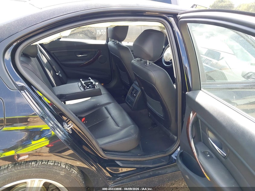 2014 BMW 3er VIN WBA3C1C58EK110577 IAAI salvage auction — NORMAL WEAR, Salvage Title, sold $1,025 on 2026-07-28 (photo 8)