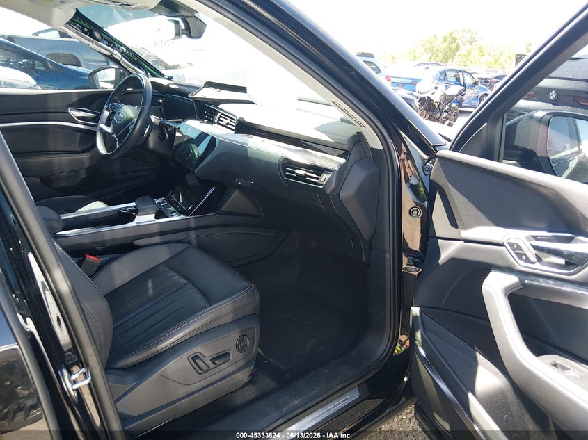 2024 Audi Q8 VIN WA15AAGE0RB058342 IAAI salvage auction — REAR END, Salvage (Colorado), sold $18,200 on 2026-07-30 (photo 5)