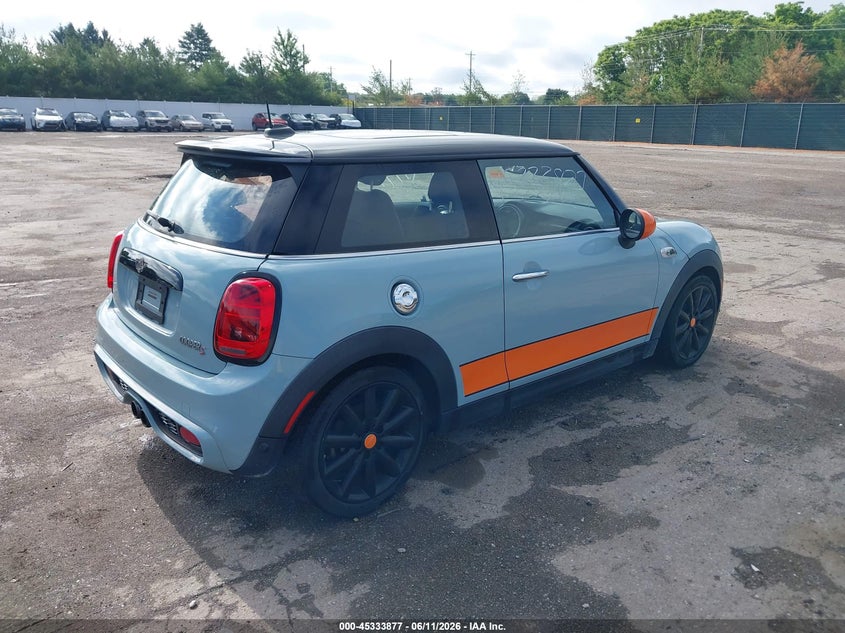 2018 Mini Hard top VIN WMWXP7C5XJ2A47651 IAAI salvage auction — SIDE, Clear (Indiana), sold $2,050 on 2026-07-21 (photo 4)