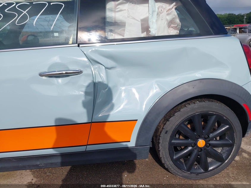 2018 Mini Hard top VIN WMWXP7C5XJ2A47651 IAAI salvage auction — SIDE, Clear (Indiana), sold $2,050 on 2026-07-21 (photo 6)