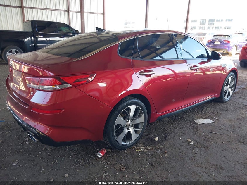 2019 Kia Optima VIN 5XXGT4L33KG367835 IAAI salvage auction — LEFT FRONT, Salvage Title, sold $3,400 on 2026-08-02 (photo 4)