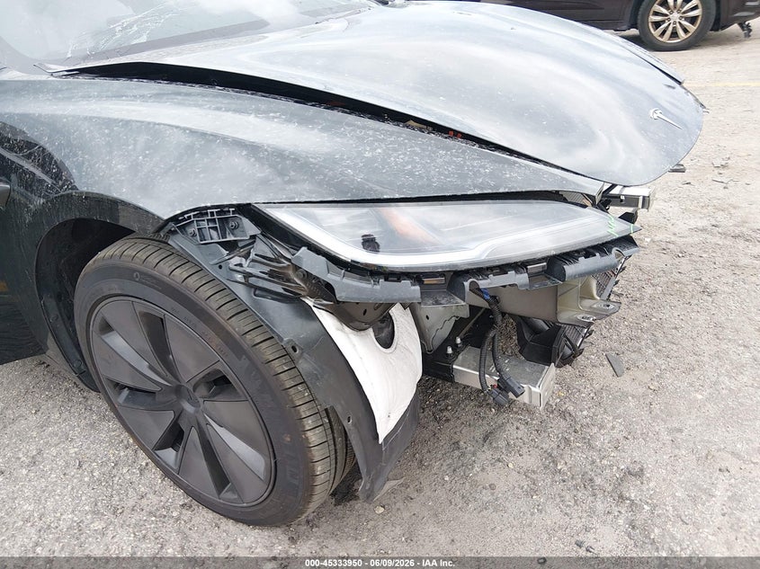 2025 Tesla Model 3 VIN 5YJ3E1EA3SF940674 IAAI salvage auction — FRONT END, Rebuildable (Florida), sold $13,900 on 2026-07-30 (photo 6)