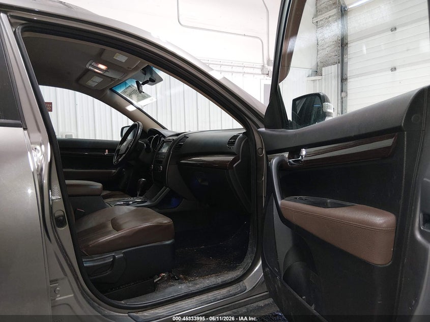 2011 Kia Sorento VIN 5XYKUDA29BG114175 IAAI salvage auction — NORMAL WEAR, Original (Alaska), sold $1,125 on 2026-07-10 (photo 5)